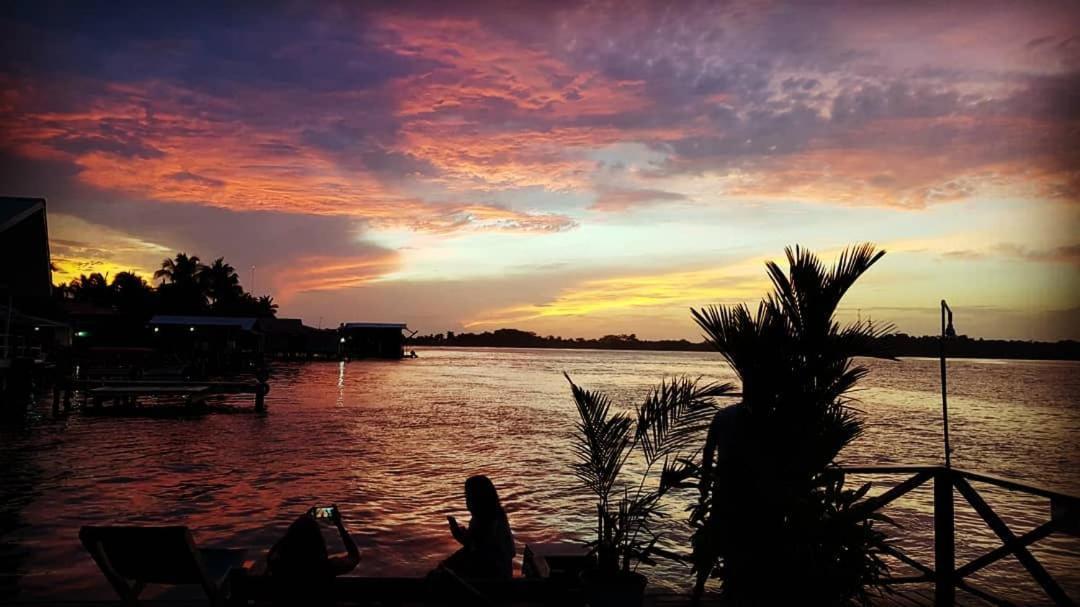 Hostel Mamallena Bocas Del Toro (Adults Only) エクステリア 写真